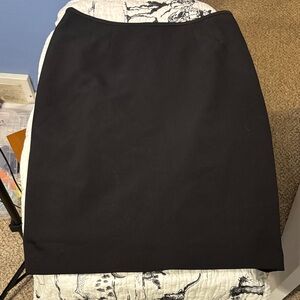 Jones Studio size 10 Black Pencil Skirt ankle length